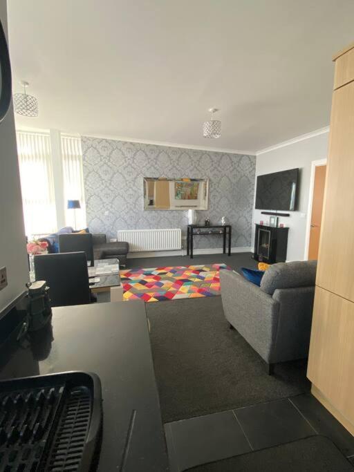 3 Bedroom Penthouse Apartment In Larne Exterior photo